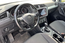 Harmaa Volkswagen Tiguan 2018 kuva 3.