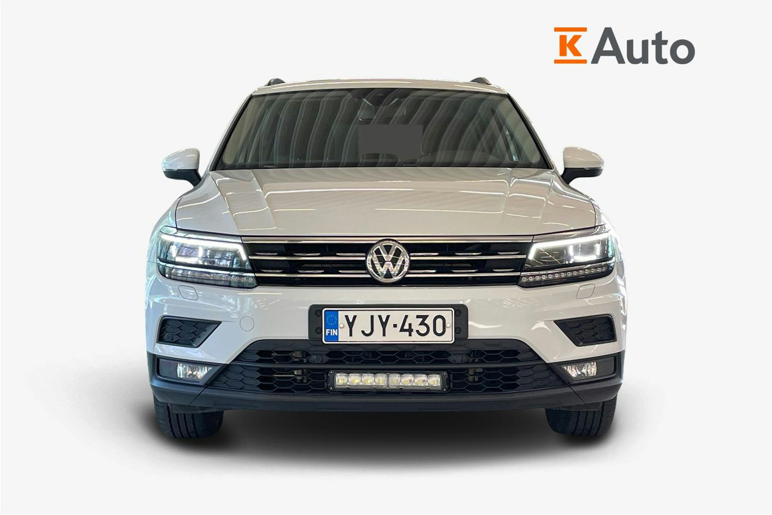 valkoinen Volkswagen Tiguan 2018 kuva 5.