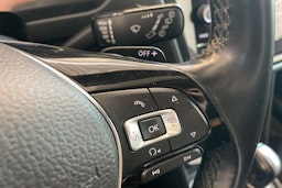 valkoinen Volkswagen Tiguan 2018 kuva 18.