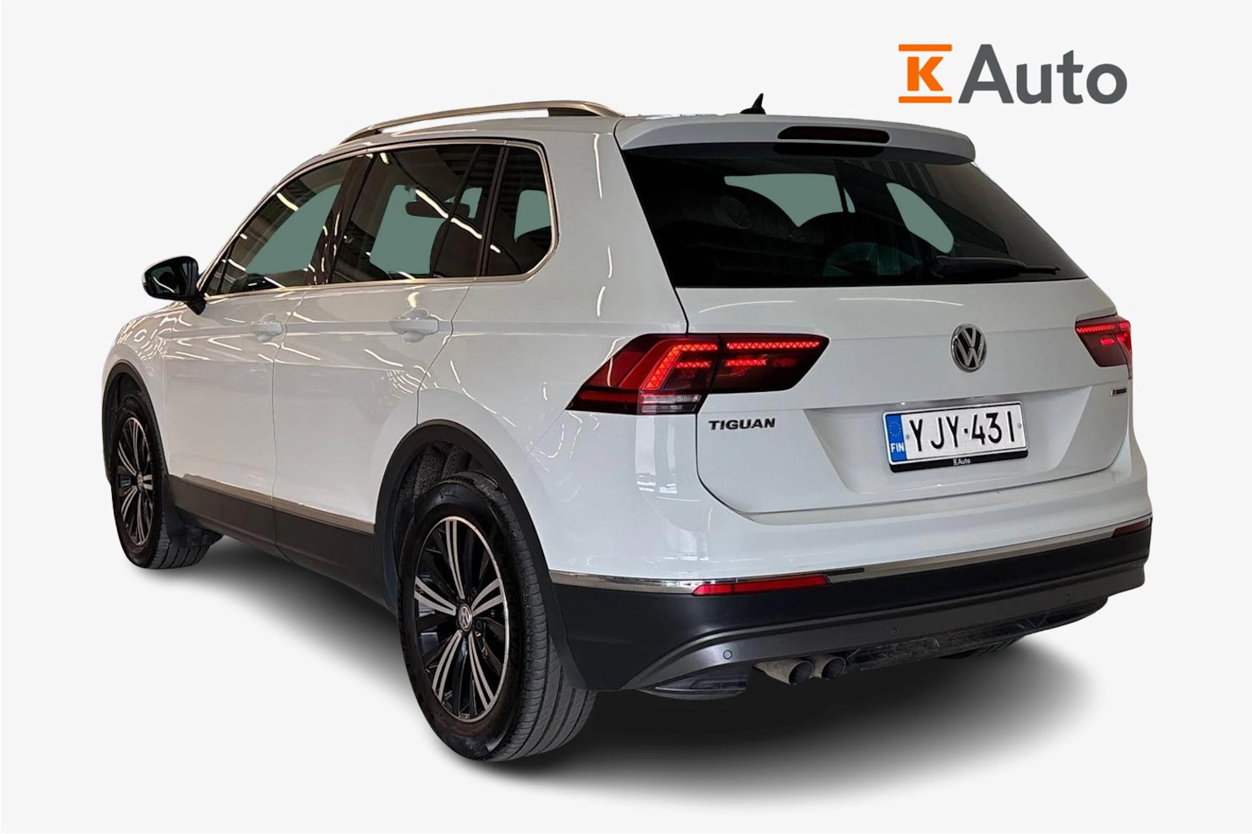 Valkoinen Volkswagen Tiguan 2018 kuva 3.