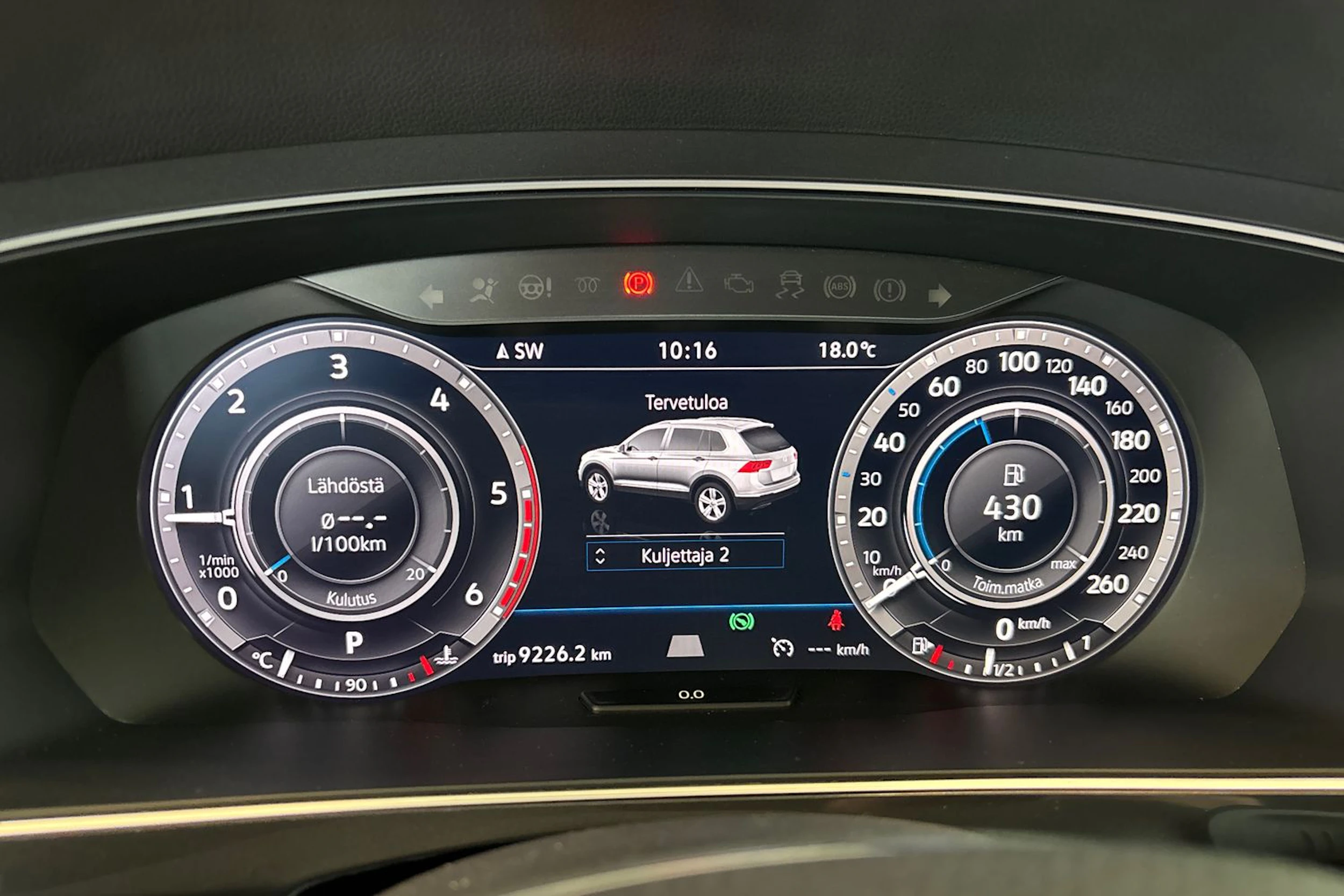 Valkoinen Volkswagen Tiguan 2018 kuva 20.