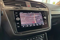 Valkoinen Volkswagen Tiguan 2018 kuva 23.