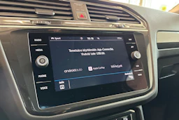 Valkoinen Volkswagen Tiguan 2018 kuva 24.