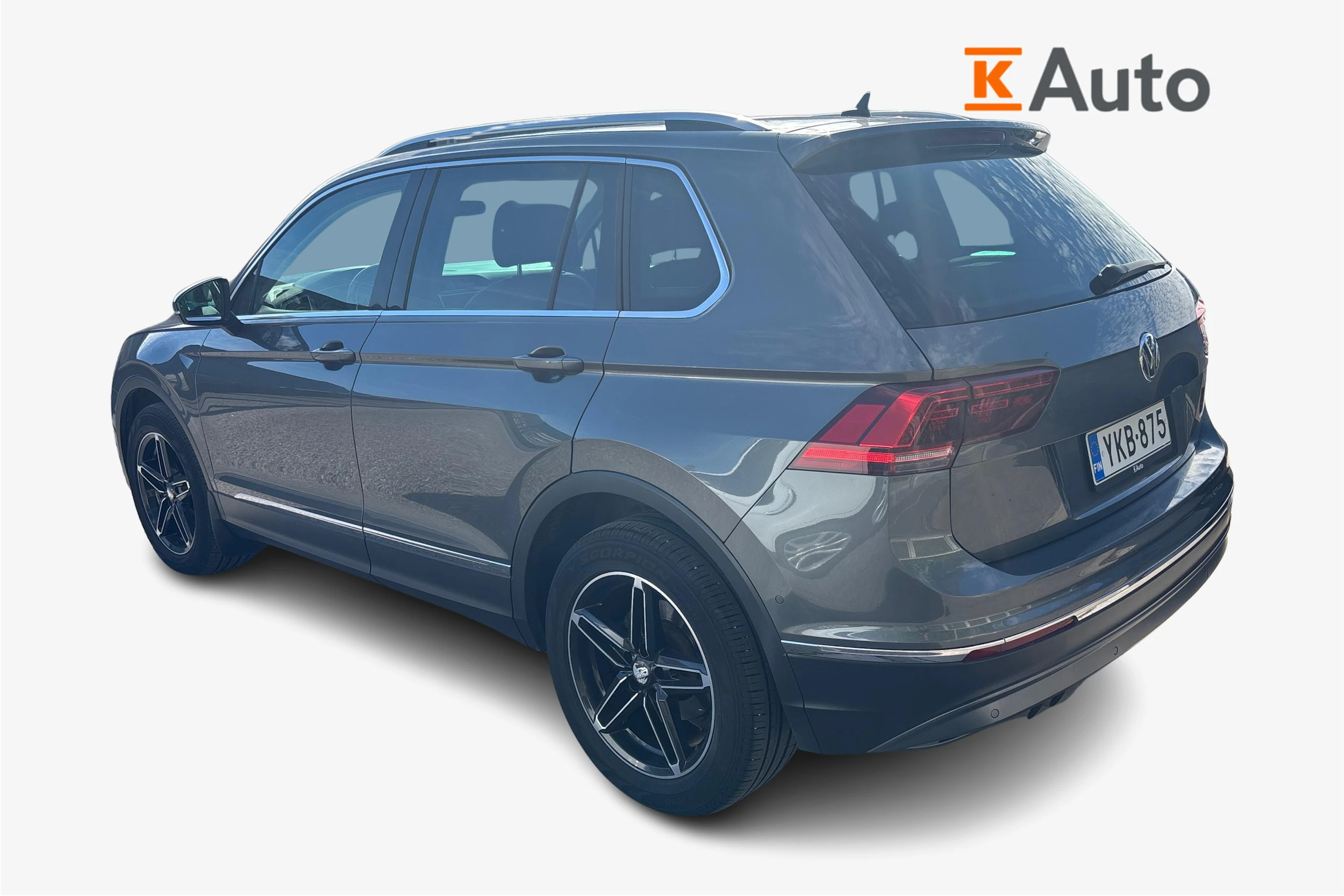 harmaa Volkswagen Tiguan 2018 kuva 2.