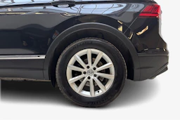 musta Volkswagen Tiguan 2018 kuva 9.