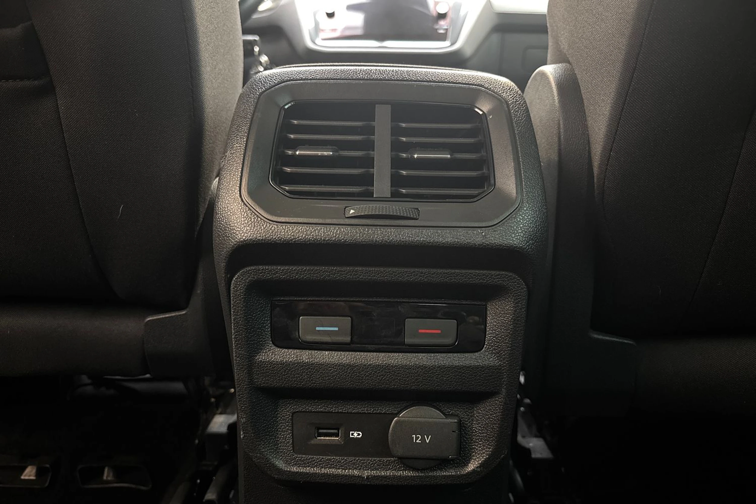 musta Volkswagen Tiguan 2018 kuva 15.