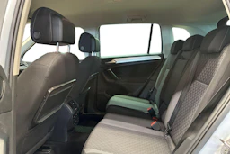 valkoinen Volkswagen Tiguan 2018 kuva 11.