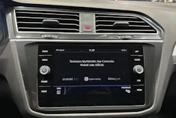 valkoinen Volkswagen Tiguan 2018 kuva 17.