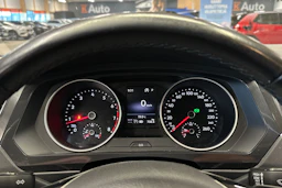 valkoinen Volkswagen Tiguan 2018 kuva 22.