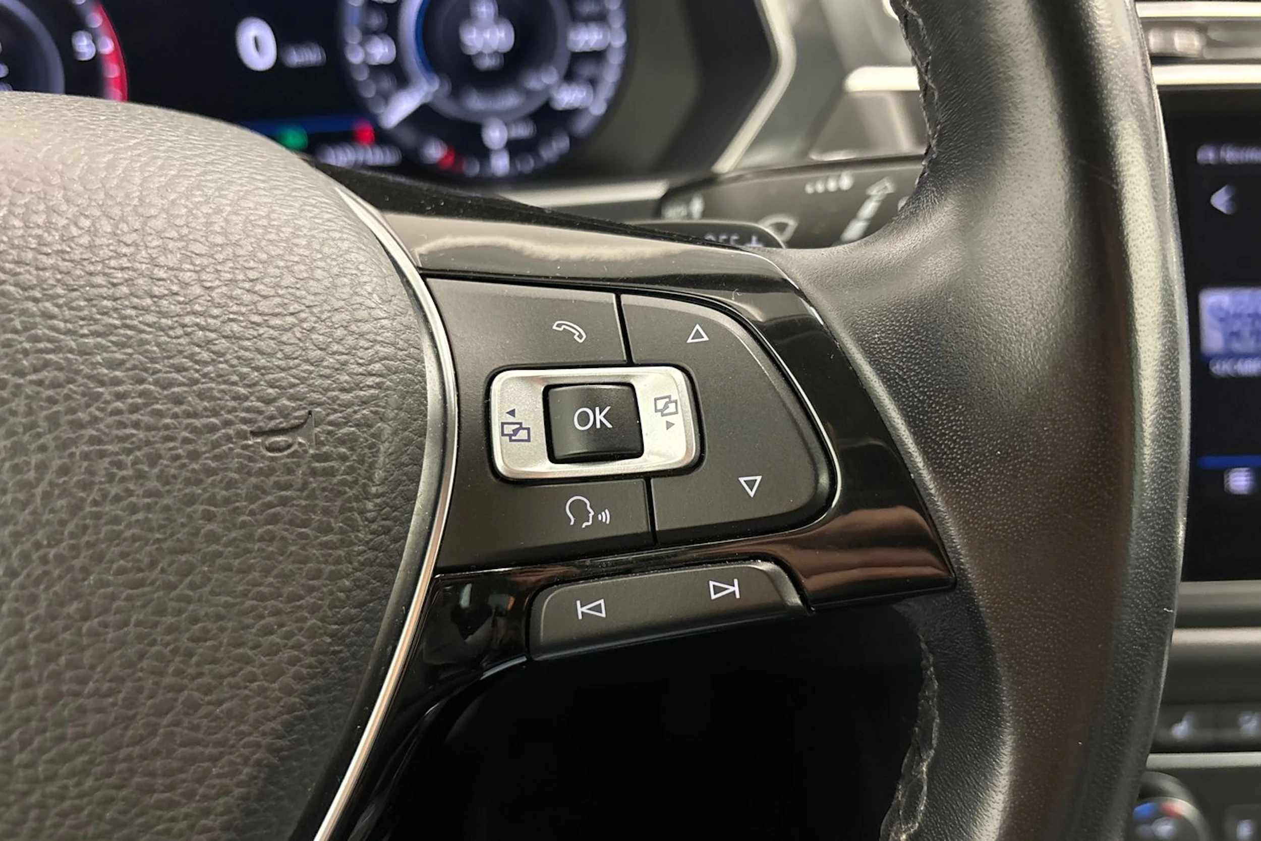 met. harmaa Volkswagen Tiguan 2018 kuva 18.