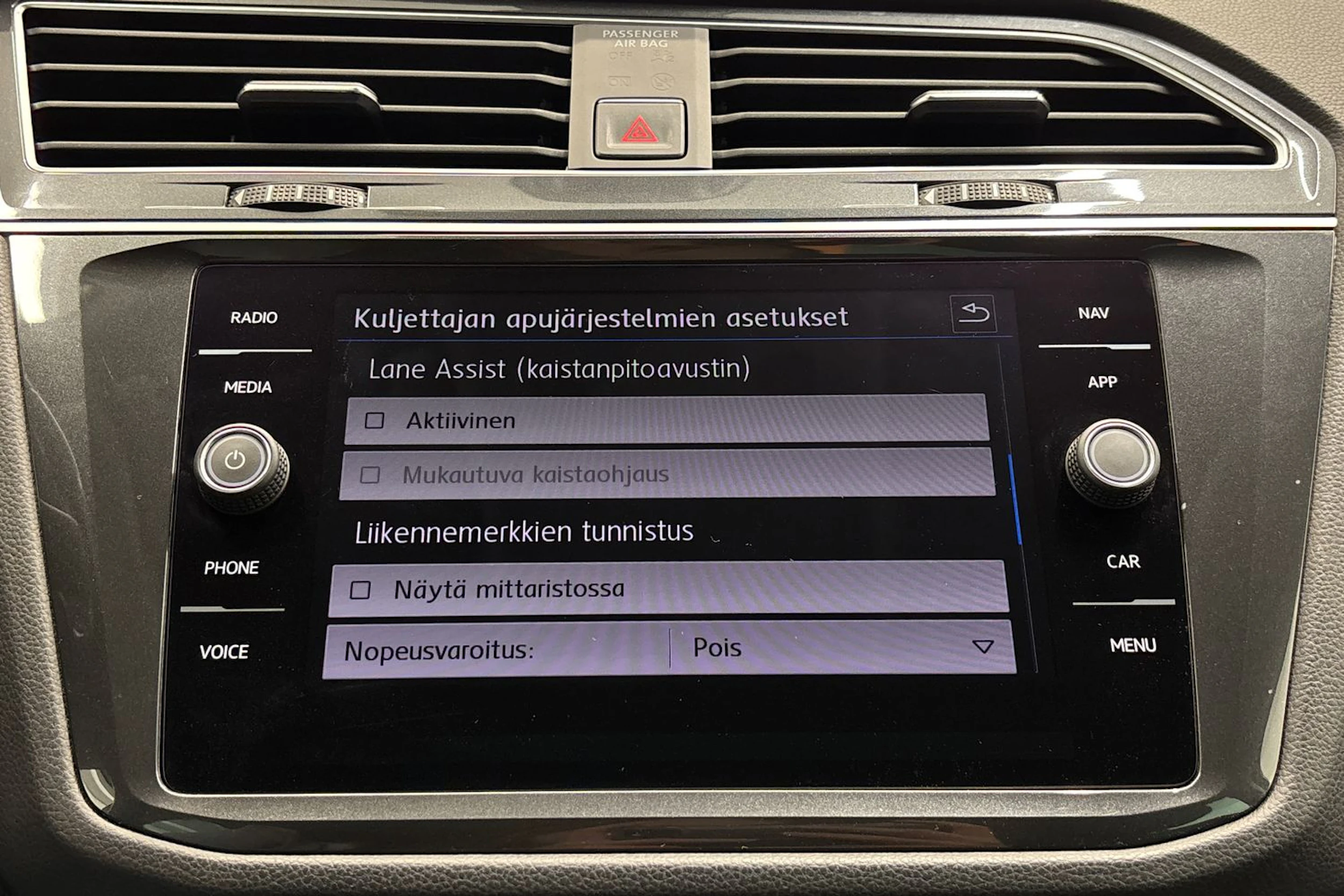 met. harmaa Volkswagen Tiguan 2018 kuva 24.