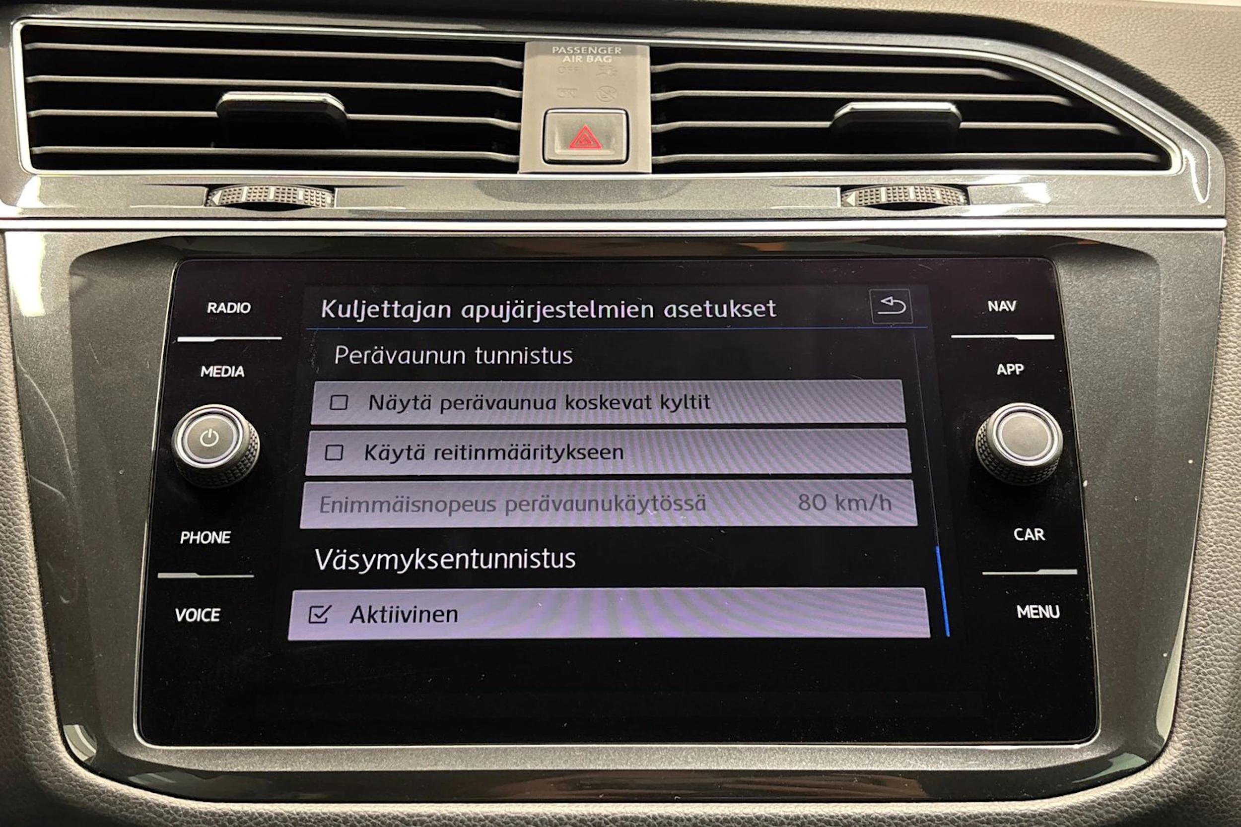 met. harmaa Volkswagen Tiguan 2018 kuva 25.
