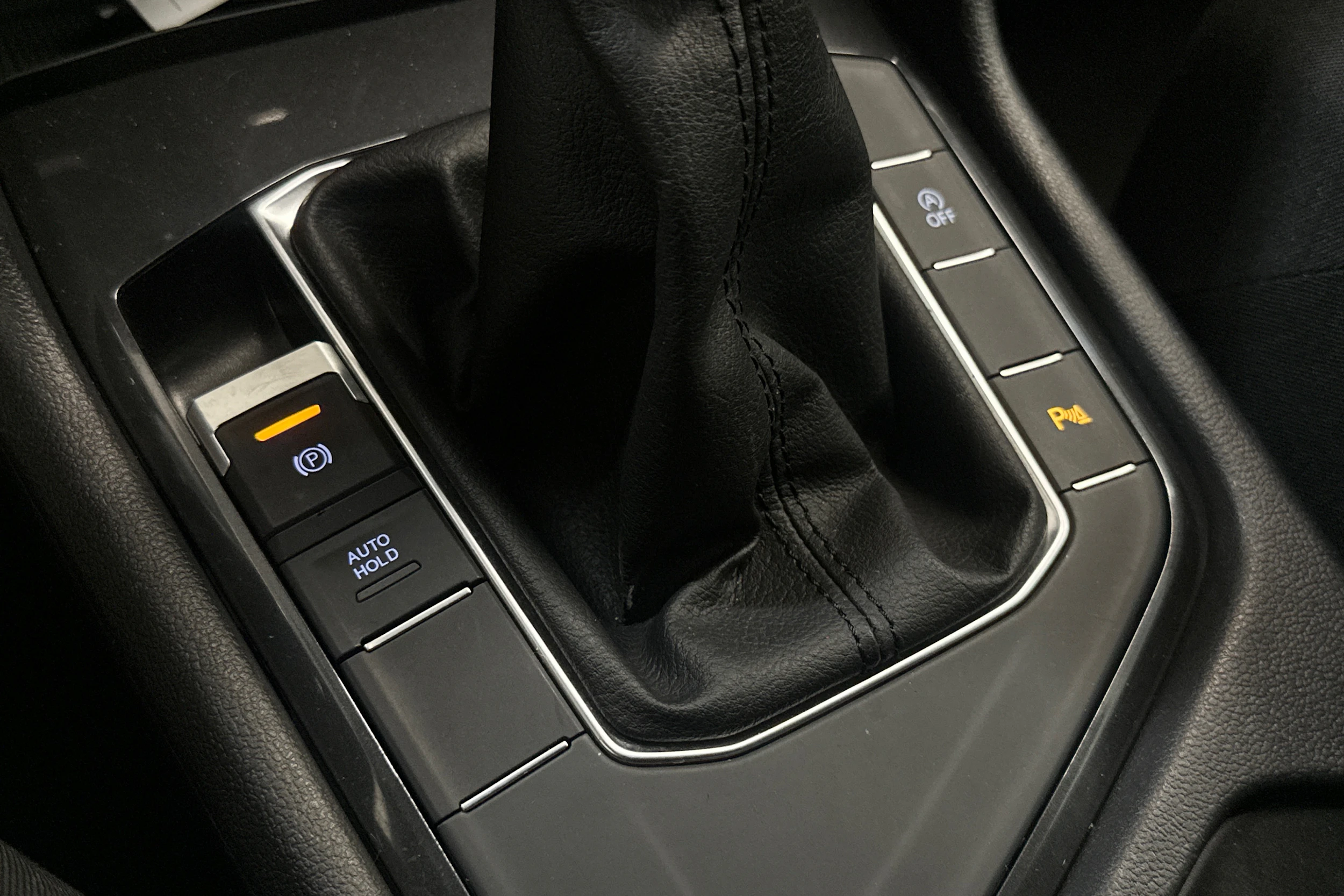 Musta Volkswagen Tiguan 2019 kuva 21.