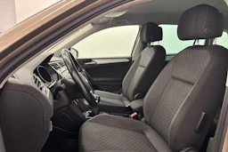met. ruskea (beige) Volkswagen Tiguan 2019 kuva 11.