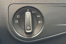 punainen Volkswagen Tiguan 2019 kuva 17.