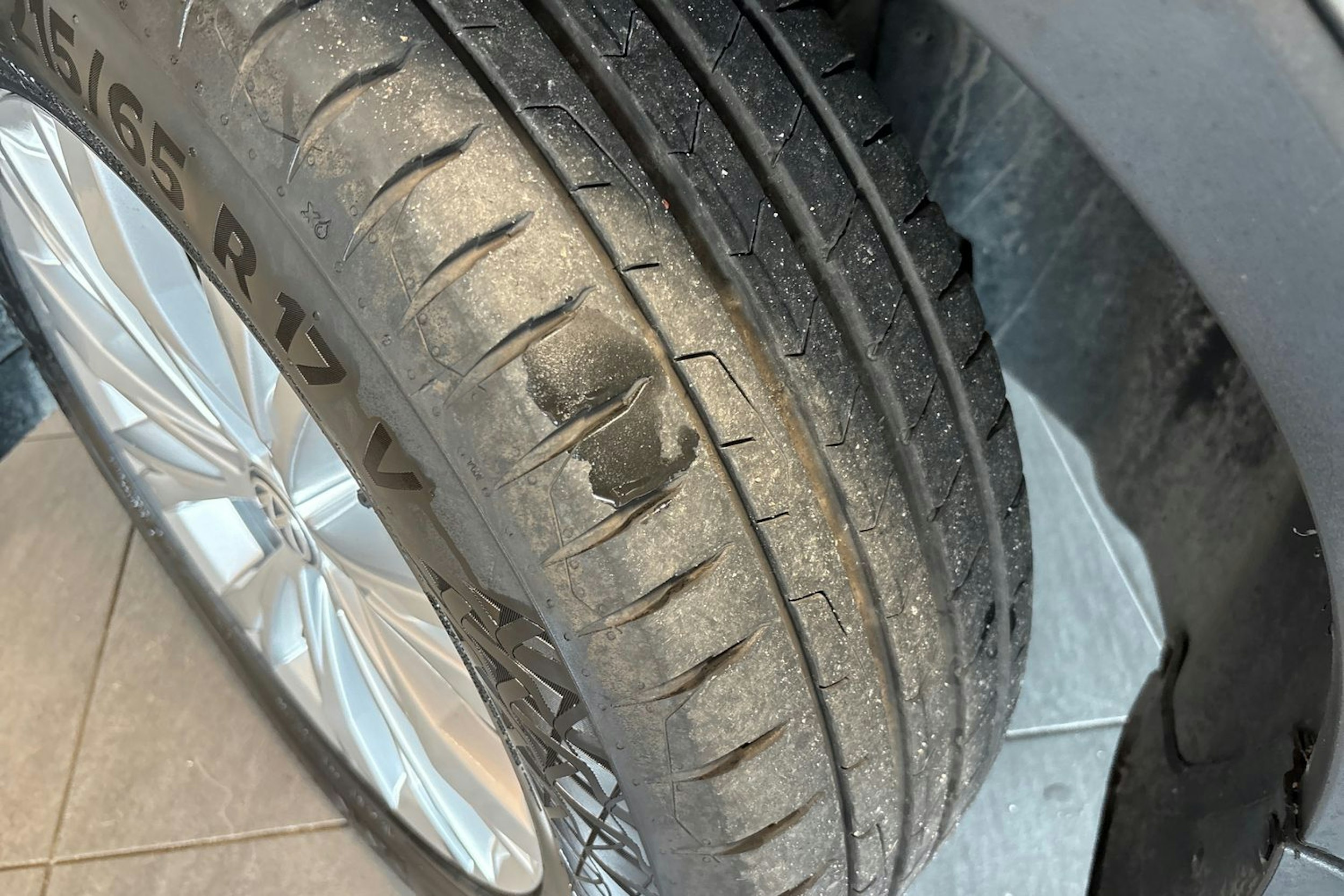 Harmaa Volkswagen Tiguan 2019 kuva 10.