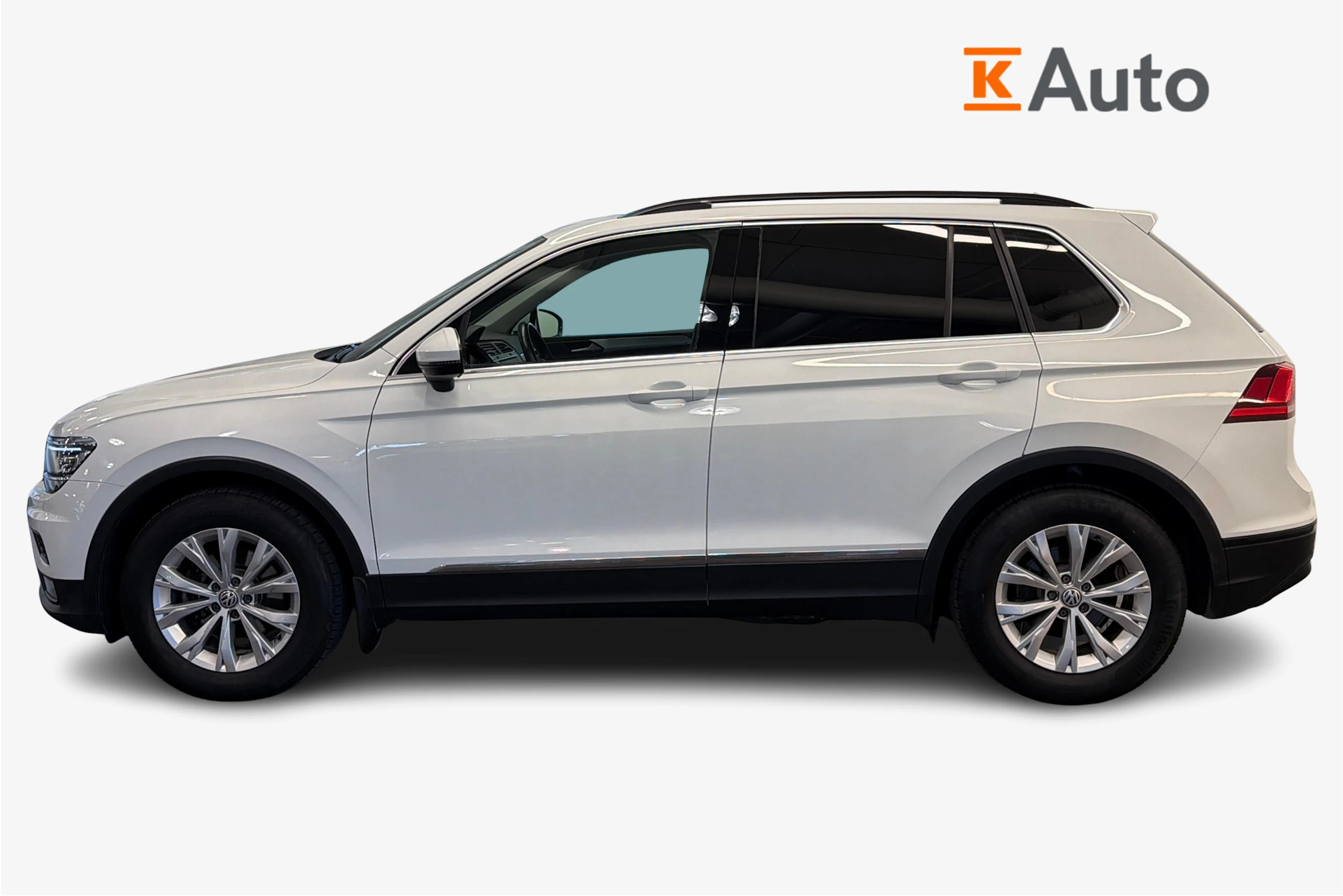 Valkoinen Volkswagen Tiguan 2019 kuva 5.