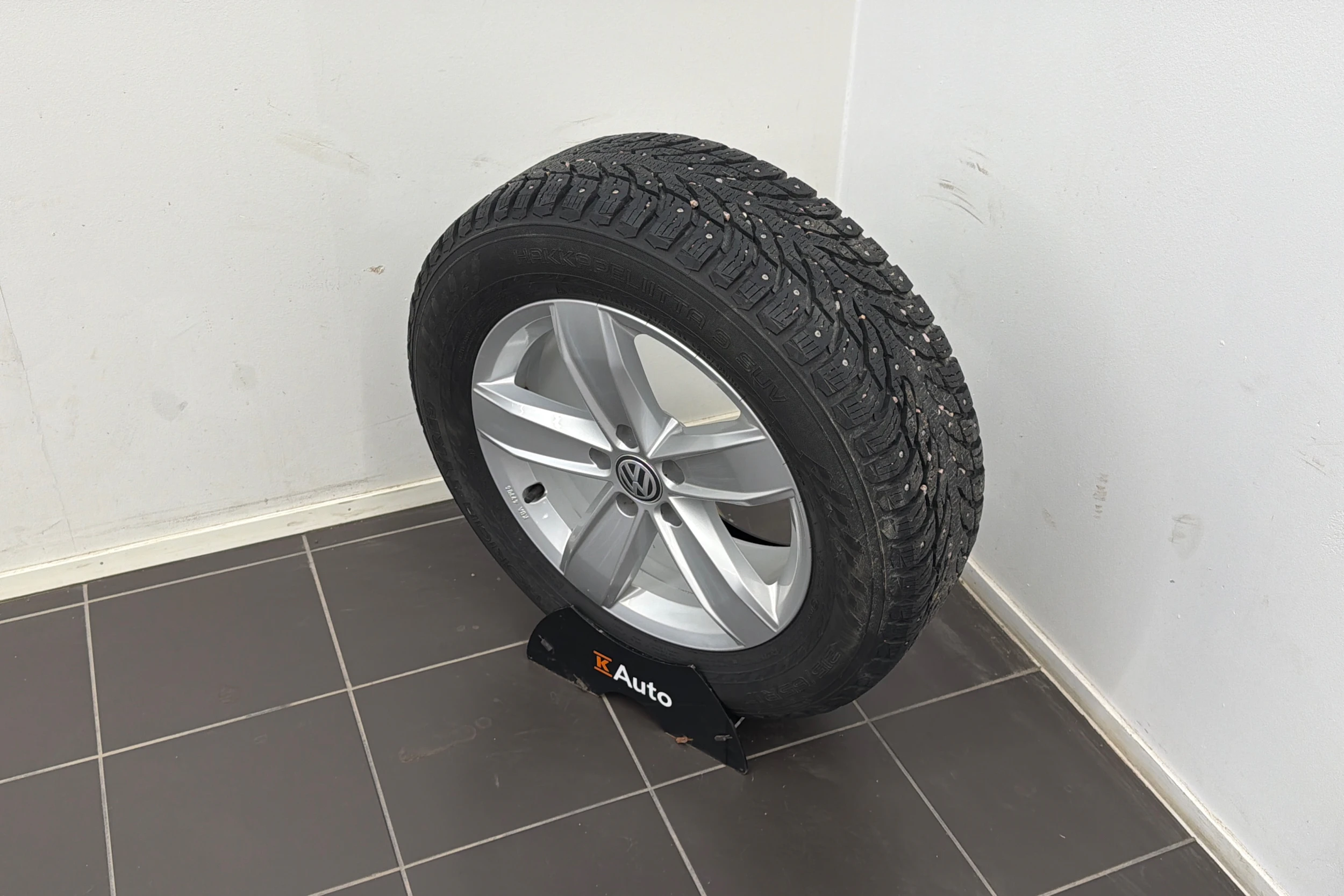 Valkoinen Volkswagen Tiguan 2019 kuva 10.