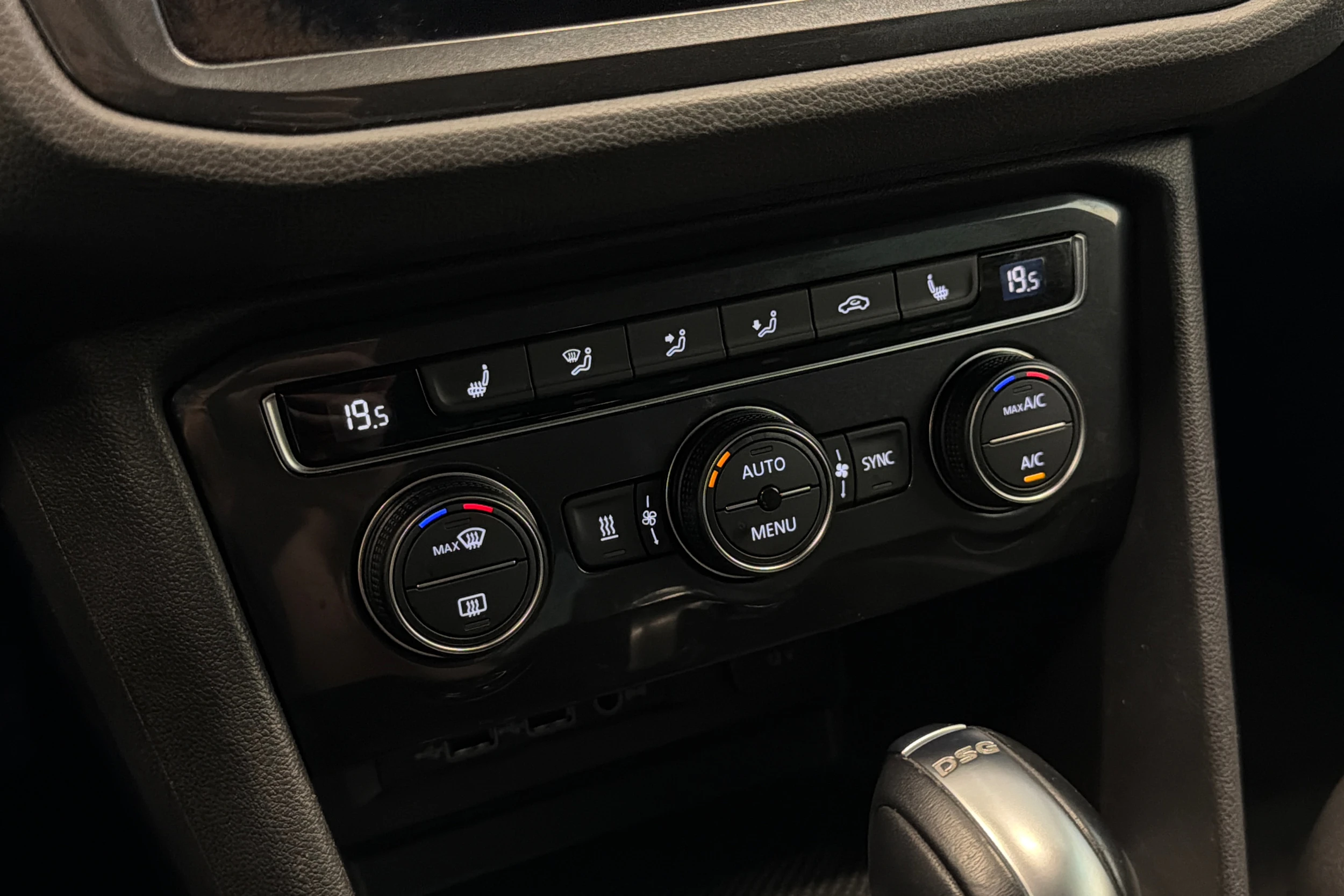 Valkoinen Volkswagen Tiguan 2019 kuva 21.