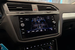 Valkoinen Volkswagen Tiguan 2019 kuva 23.