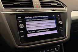 Valkoinen Volkswagen Tiguan 2019 kuva 24.