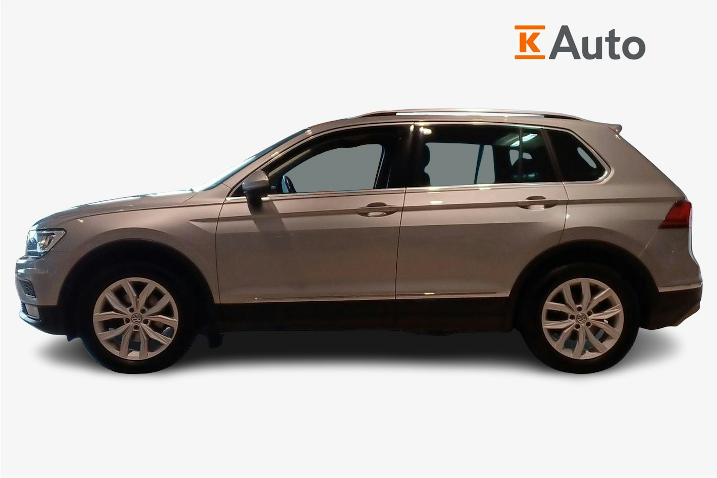 Harmaa Volkswagen Tiguan 2019 kuva 6.