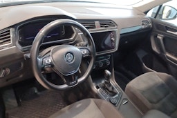 Harmaa Volkswagen Tiguan 2019 kuva 7.