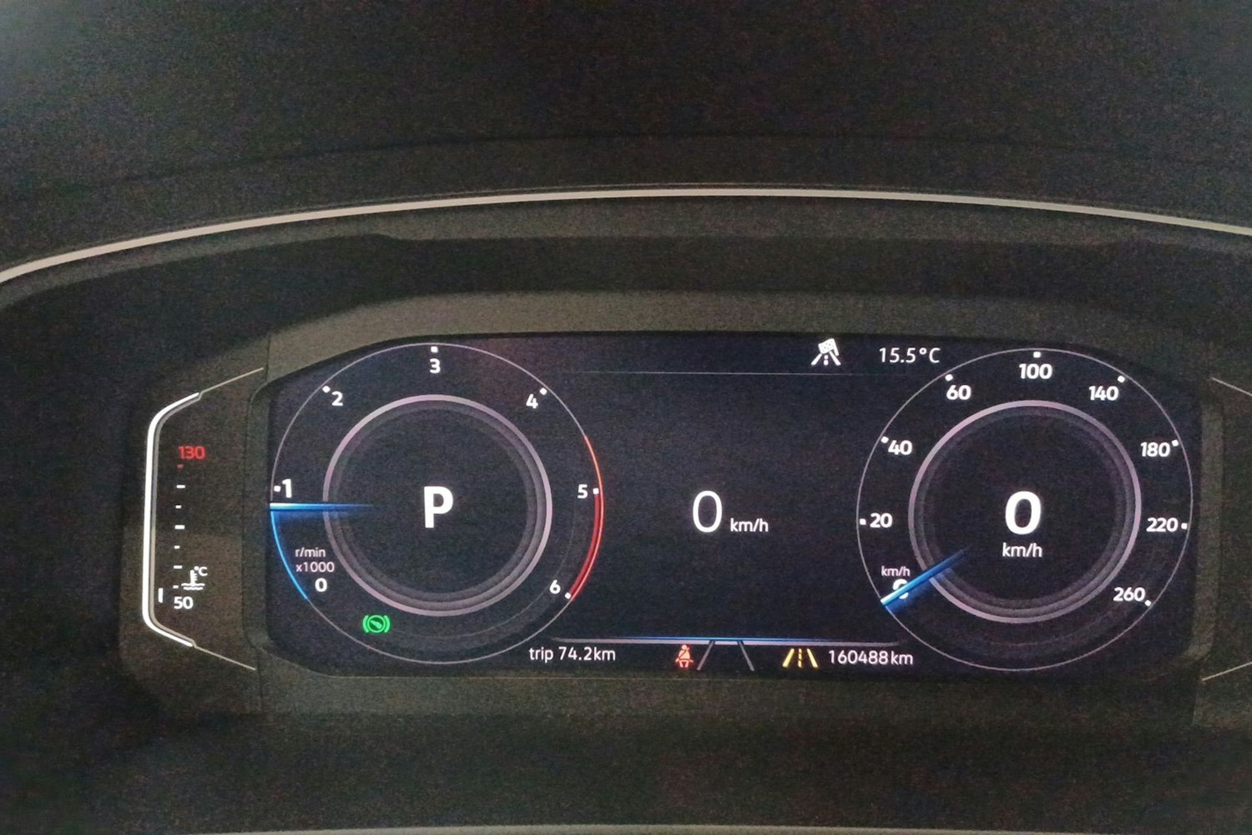 Harmaa Volkswagen Tiguan 2019 kuva 14.