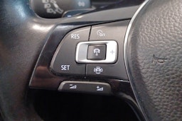 Harmaa Volkswagen Tiguan 2019 kuva 16.