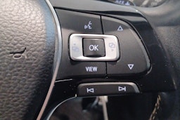 Harmaa Volkswagen Tiguan 2019 kuva 17.