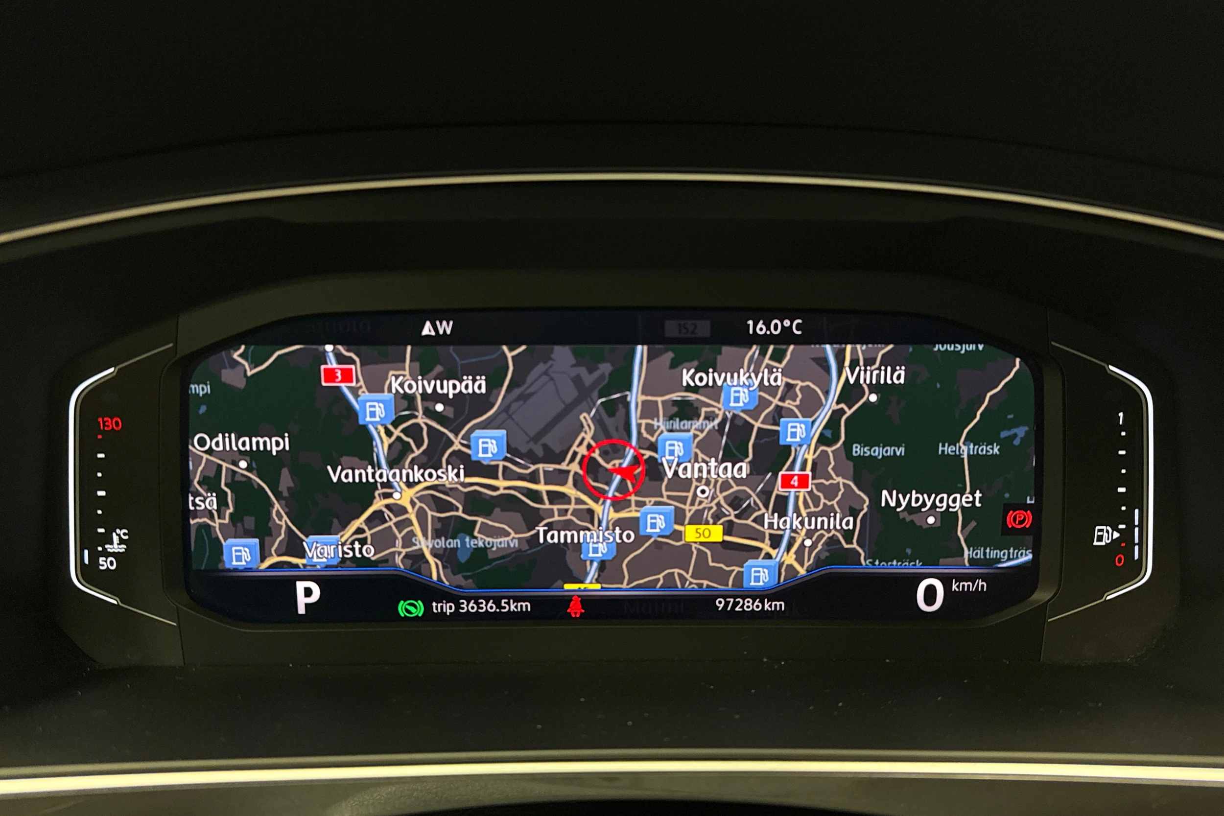 valkoinen Volkswagen Tiguan 2019 kuva 11.