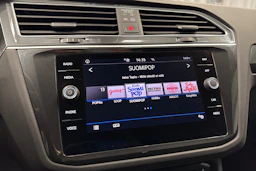 valkoinen Volkswagen Tiguan 2019 kuva 15.