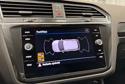 valkoinen Volkswagen Tiguan 2019 kuva 16.