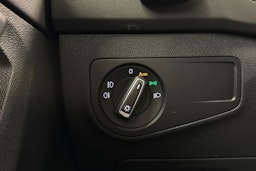 Punainen Volkswagen Tiguan 2019 kuva 29.