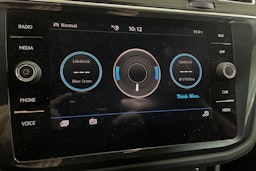 Musta Volkswagen Tiguan 2019 kuva 18.