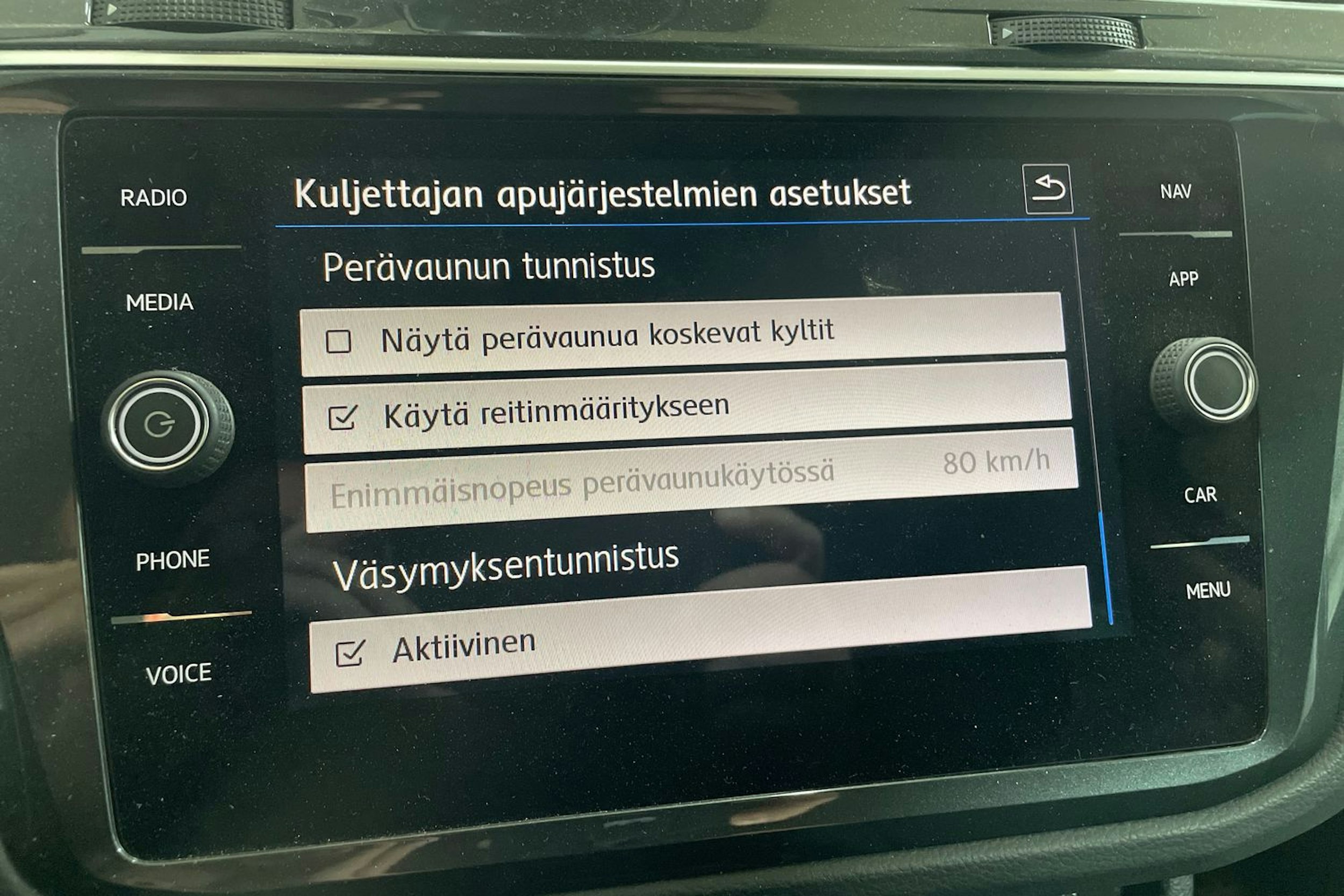 Musta Volkswagen Tiguan 2019 kuva 22.