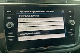 Musta Volkswagen Tiguan 2019 kuva 22.