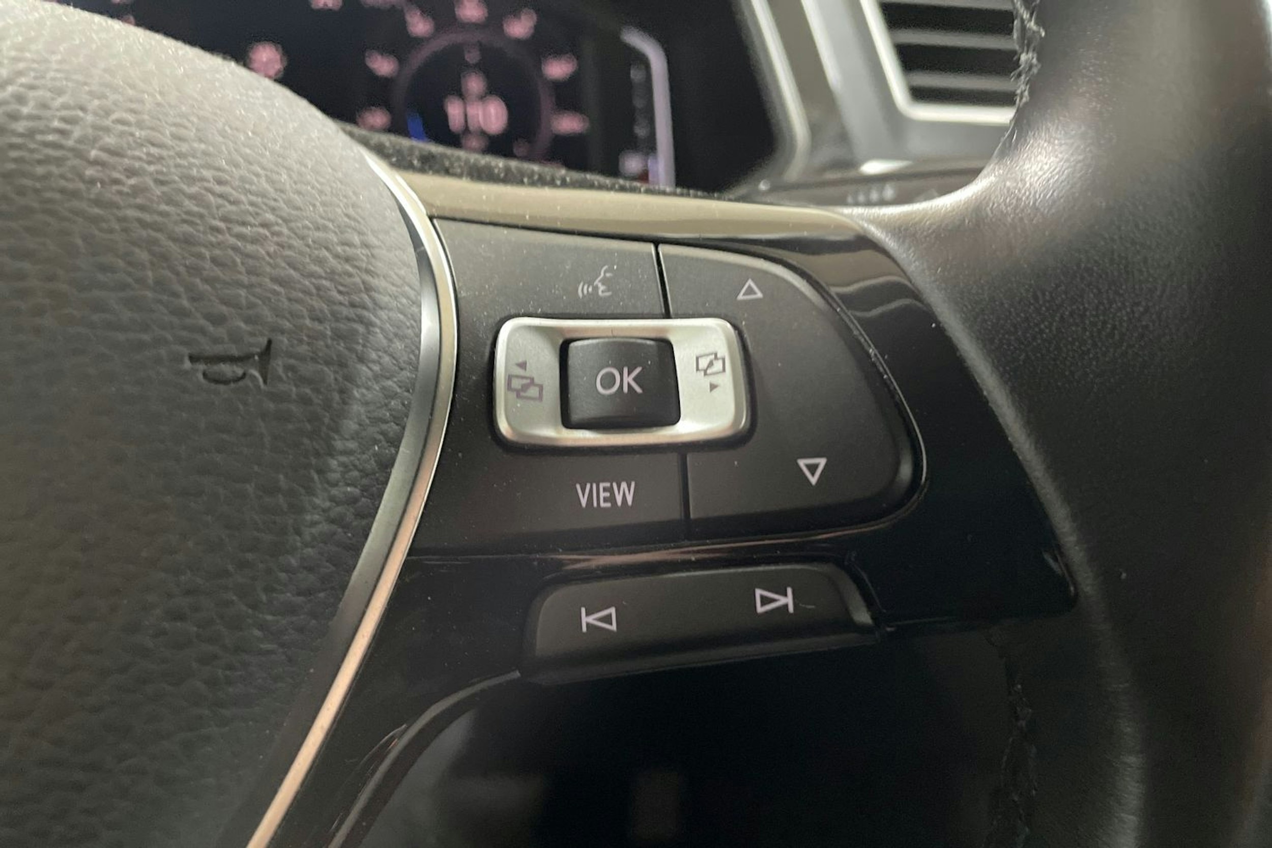 Musta Volkswagen Tiguan 2019 kuva 26.