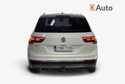 Valkoinen Volkswagen Tiguan 2019 kuva 3.