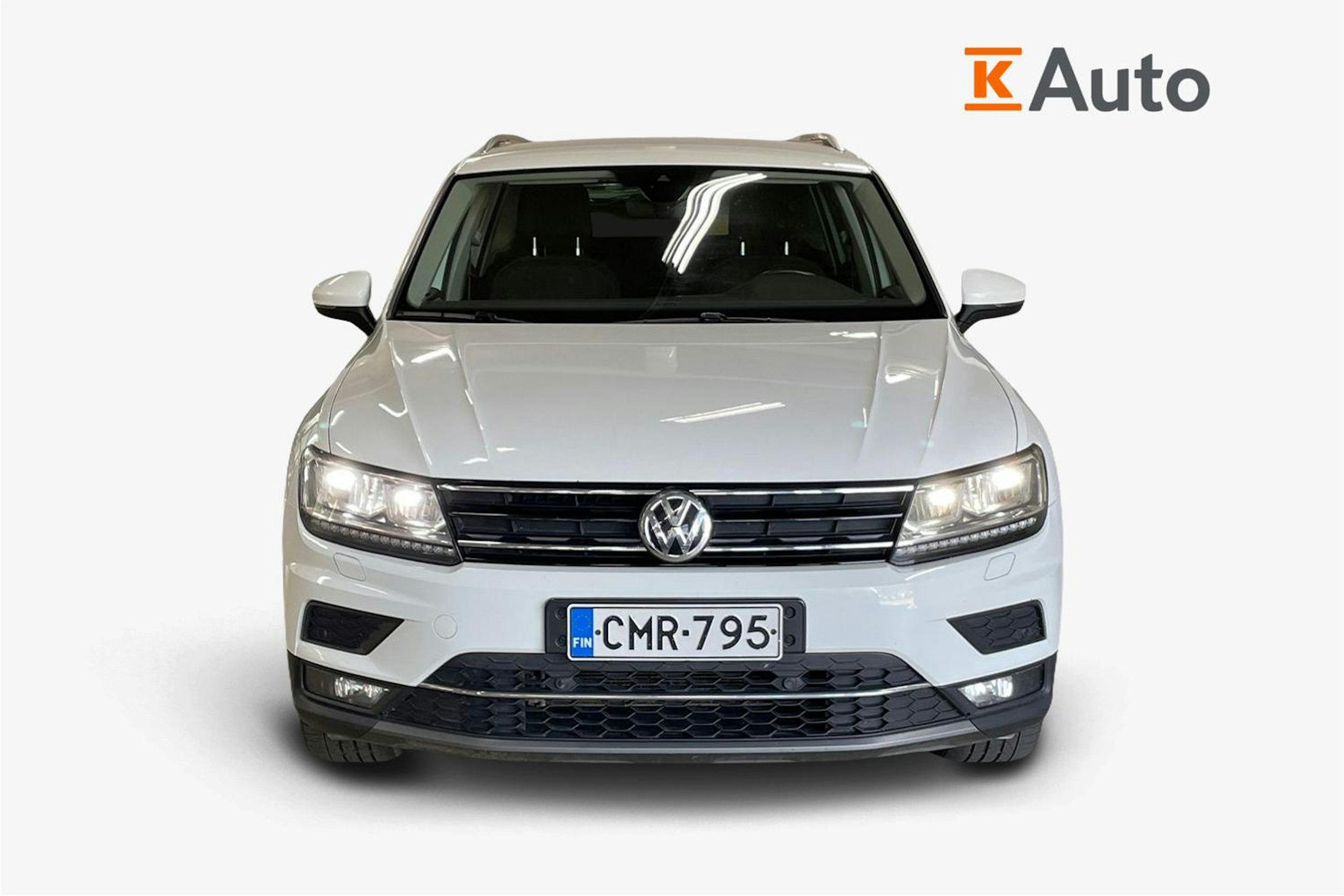 Valkoinen Volkswagen Tiguan 2019 kuva 5.