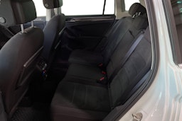 Valkoinen Volkswagen Tiguan 2019 kuva 10.