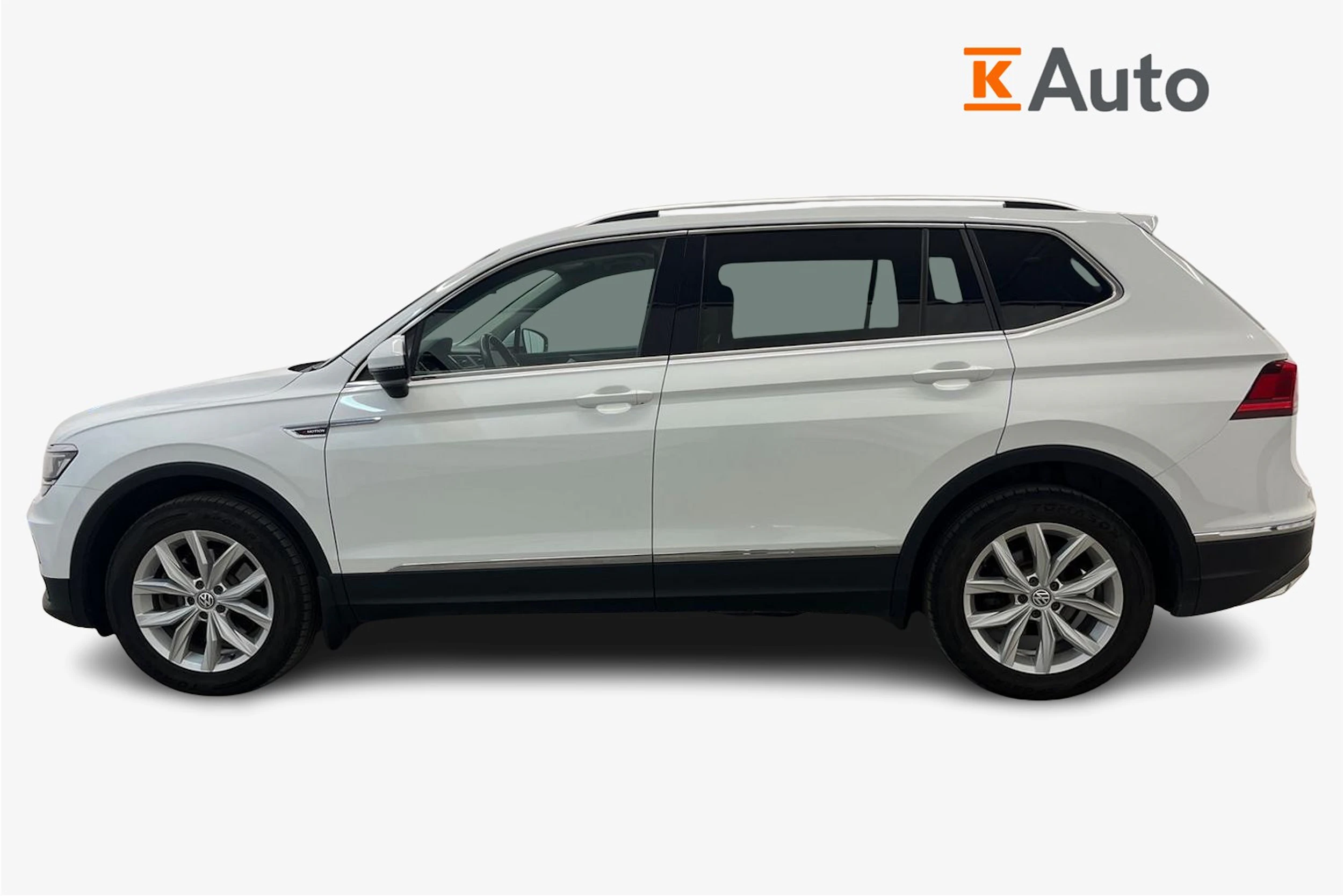 Valkoinen Volkswagen Tiguan Allspace 2019 kuva 7.