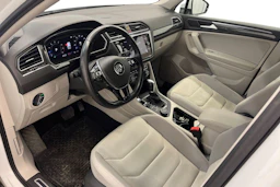 Valkoinen Volkswagen Tiguan Allspace 2019 kuva 8.