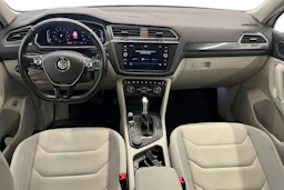 Valkoinen Volkswagen Tiguan Allspace 2019 kuva 9.