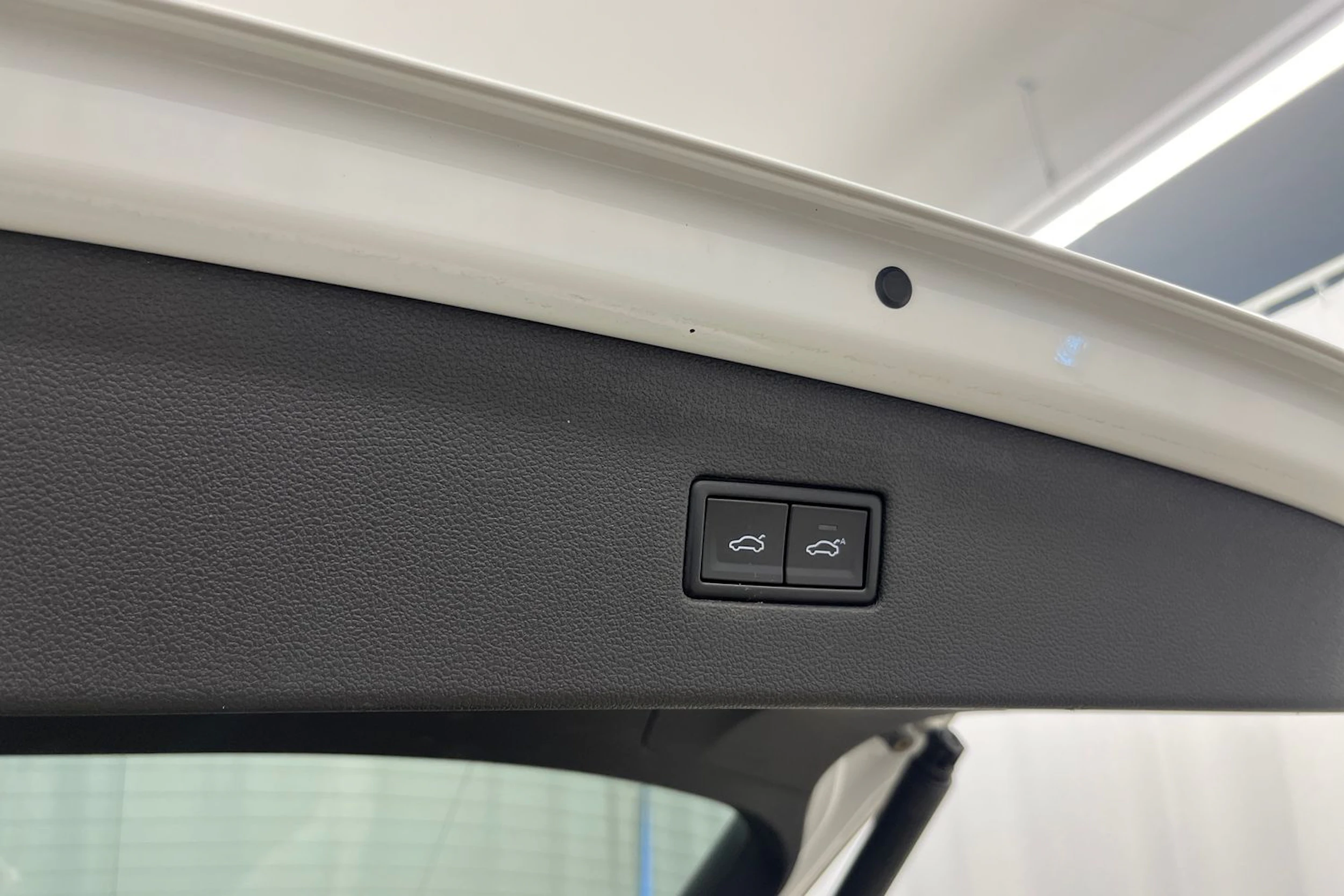 Valkoinen Volkswagen Tiguan Allspace 2019 kuva 27.