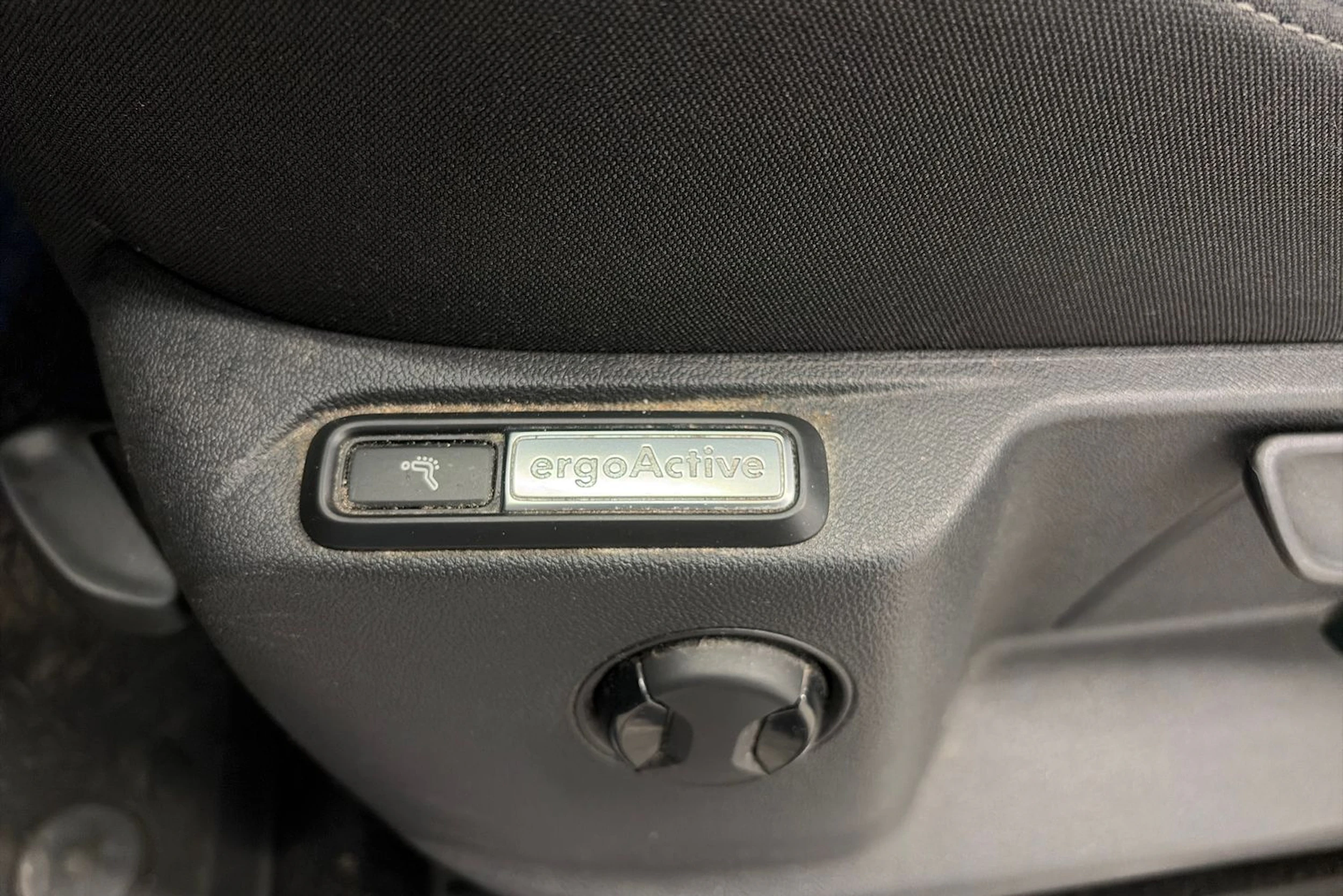 Harmaa Volkswagen Tiguan 2019 kuva 19.
