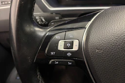 Harmaa Volkswagen Tiguan 2019 kuva 21.