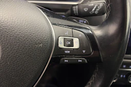 Harmaa Volkswagen Tiguan 2019 kuva 22.