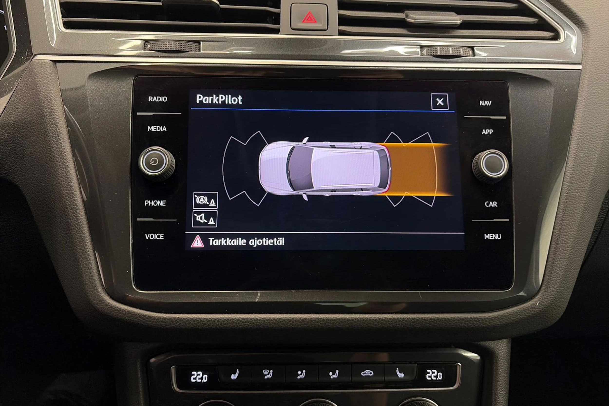 Harmaa Volkswagen Tiguan 2019 kuva 24.