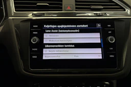 Harmaa Volkswagen Tiguan 2019 kuva 27.